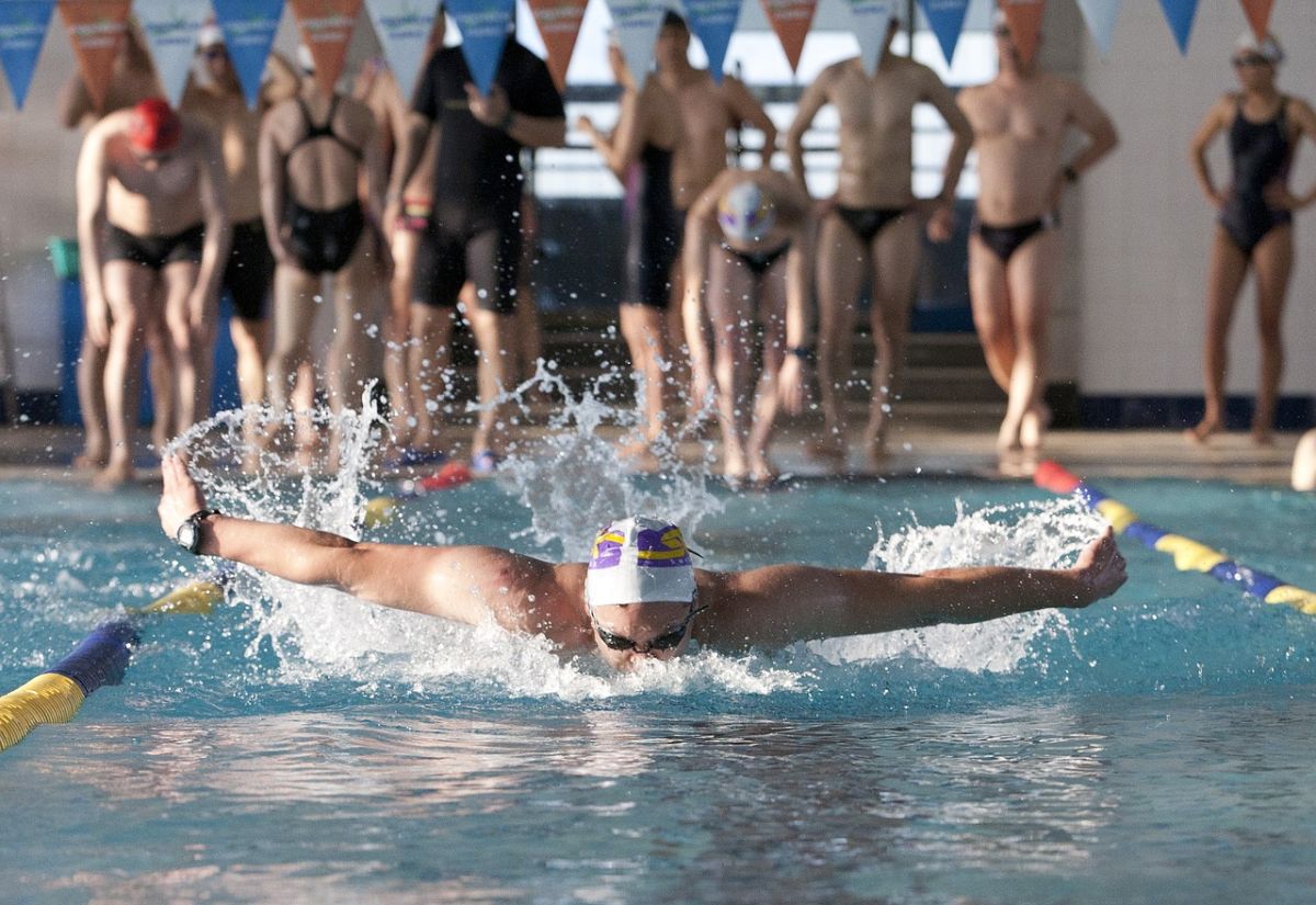 Symbolfoto Schwimmen. Quelle: Pixabay, HeungSoon
