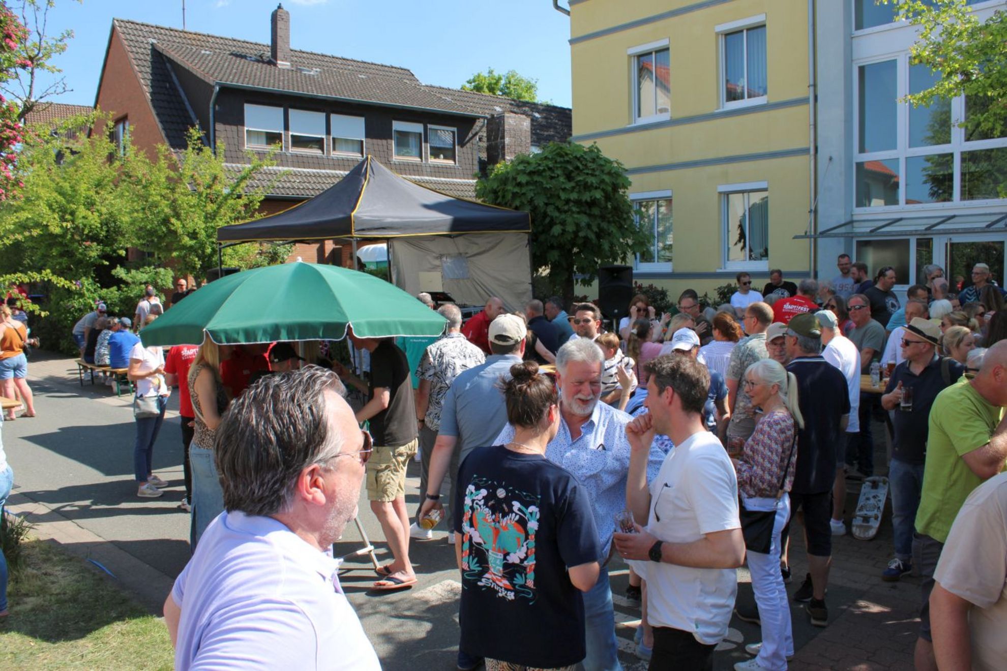  con-nect.de - Calenberger Online News: Stadtfest 2025 - IG Stadtfest Motiv 
